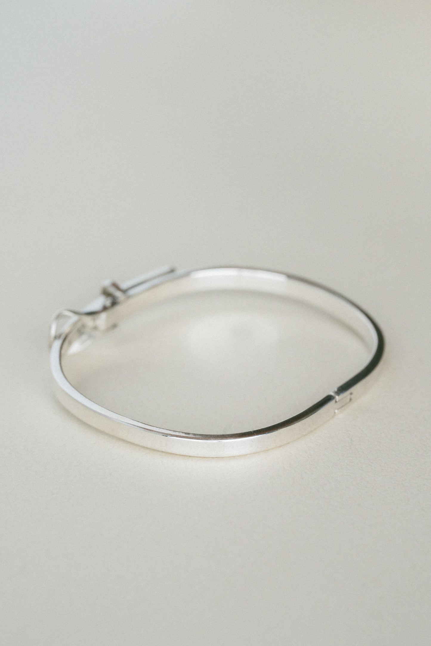 Buckle Bangle (Mexico)