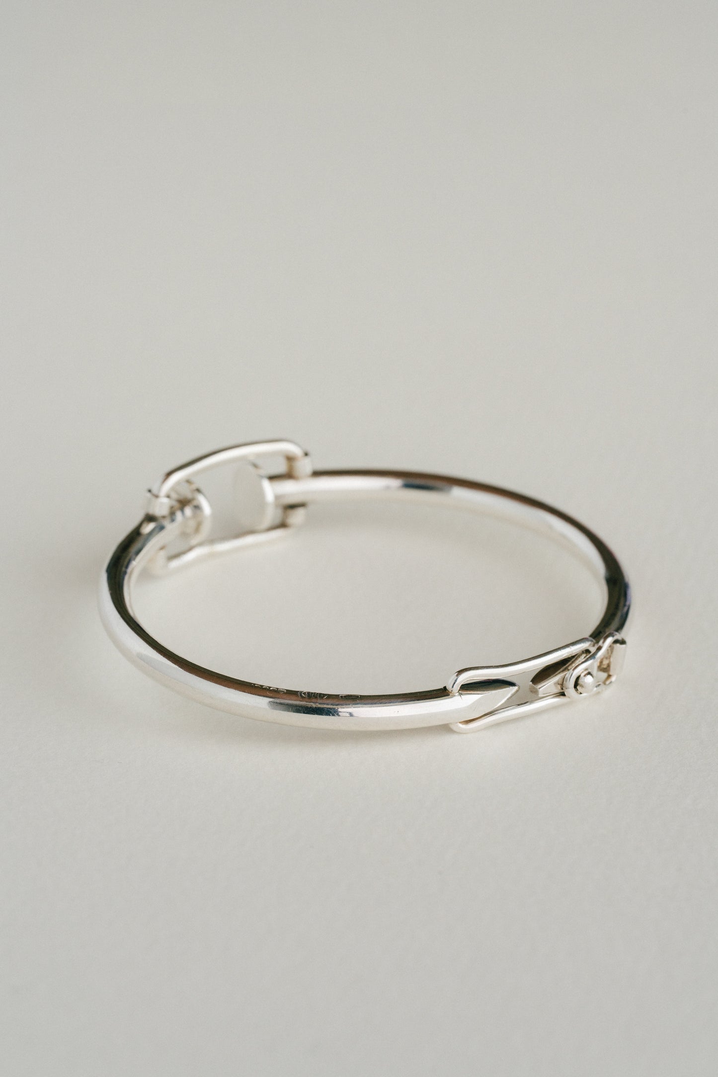 Gucci｜Nail Motif Bangle