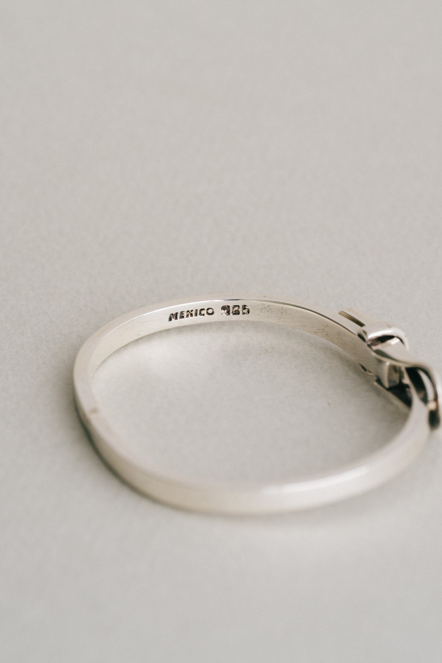 Buckle Bangle (Mexico)