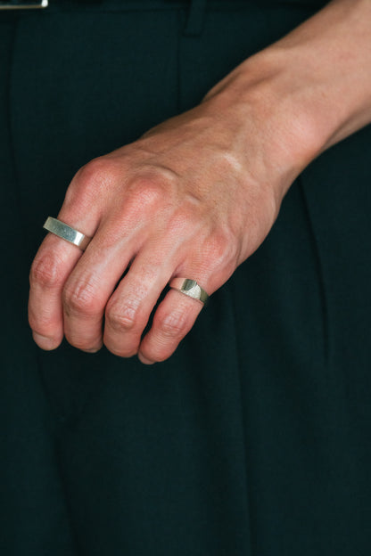 Matti J. Hyvärinen｜Textured Modernist Ring (Finland, 1975)