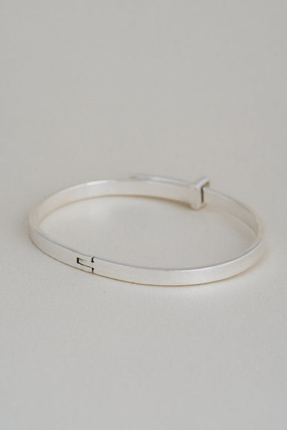 Minimal Line Bangle (Mexico)
