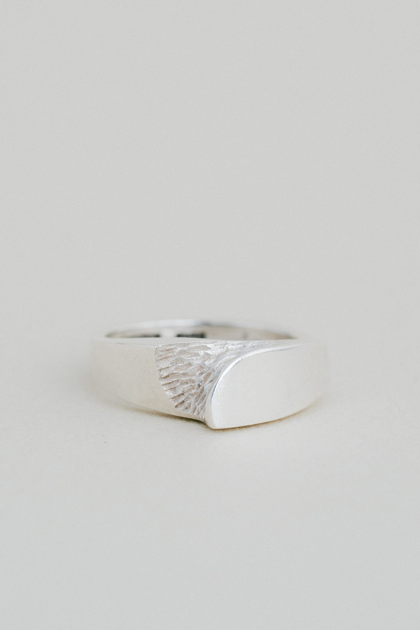 Matti J. Hyvärinen｜Textured Modernist Ring (Finland, 1975)