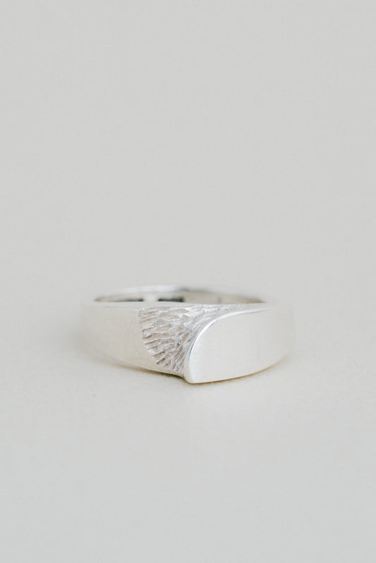 Matti J. Hyvärinen｜Textured Modernist Ring (Finland, 1975)