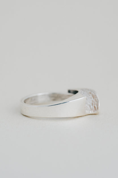 Matti J. Hyvärinen｜Textured Modernist Ring (Finland, 1975)
