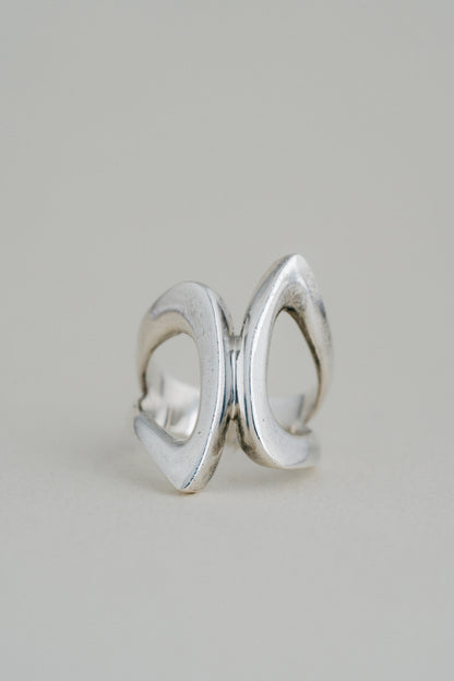 Double Loop Ring