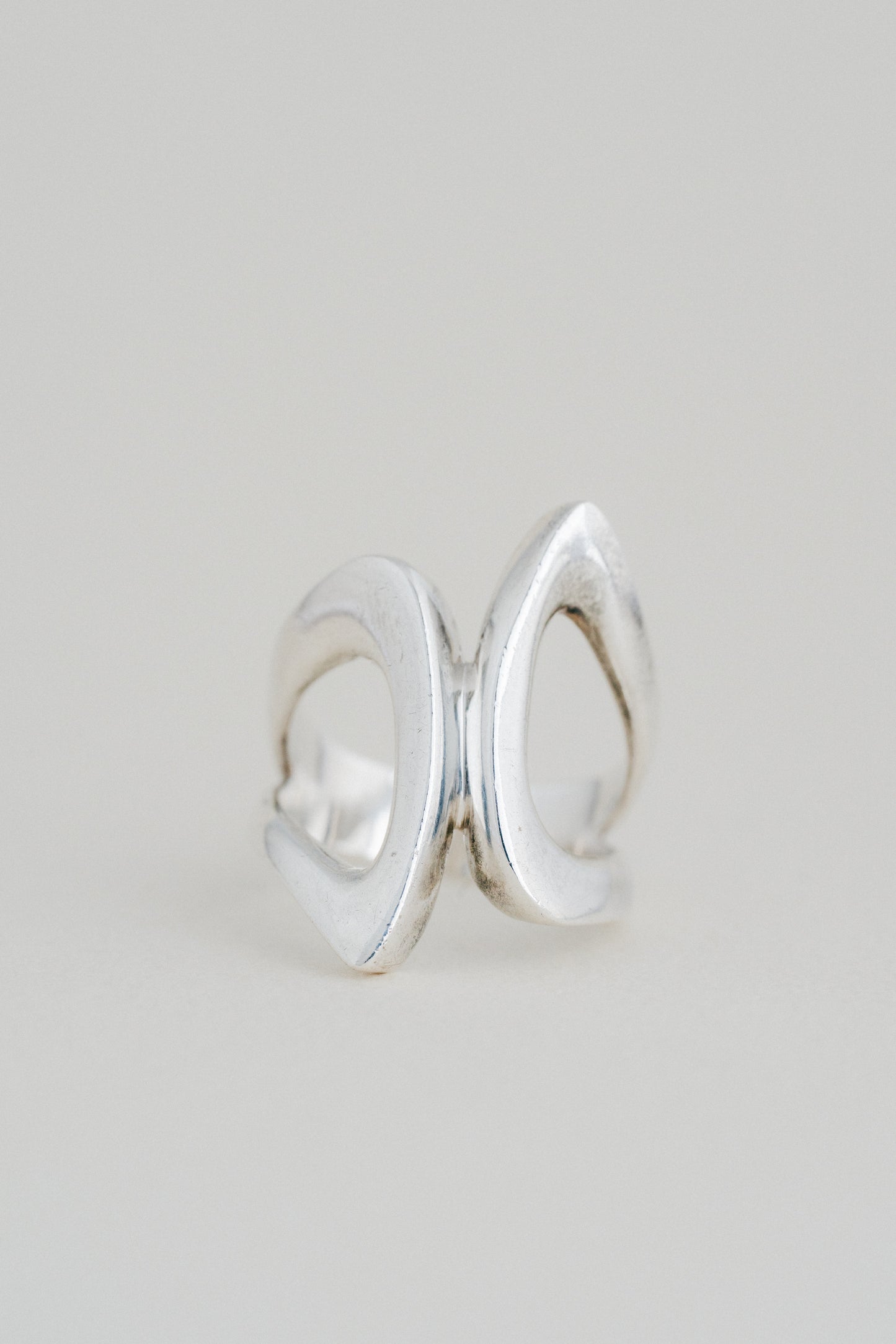 Double Loop Ring