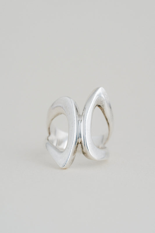 Double Loop Ring