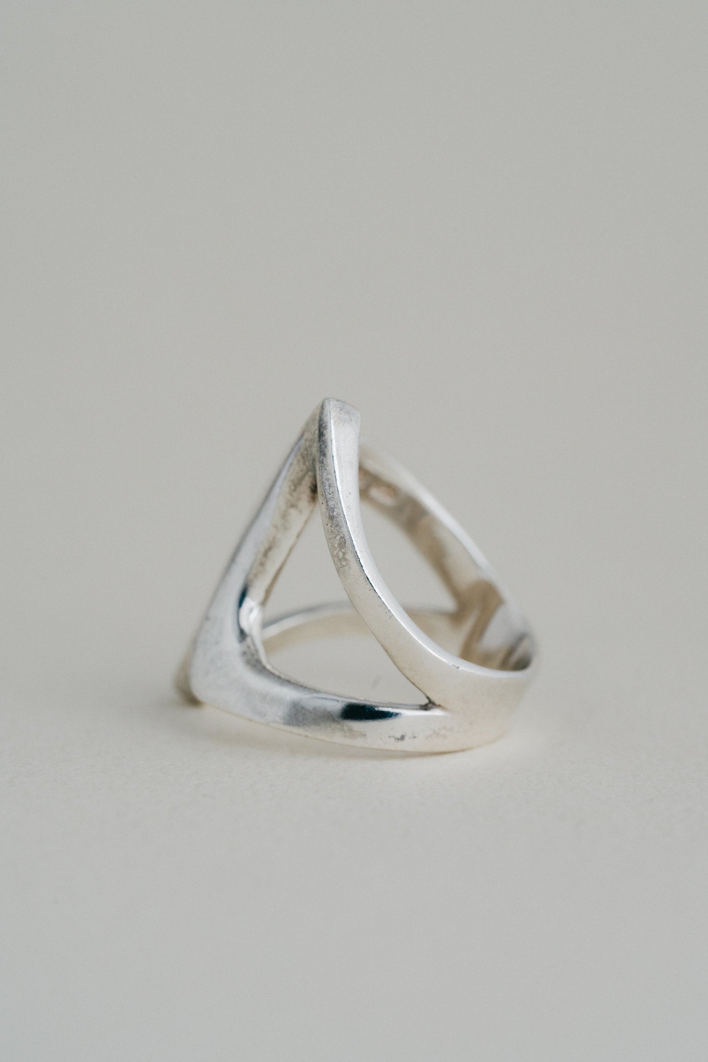 Double Loop Ring