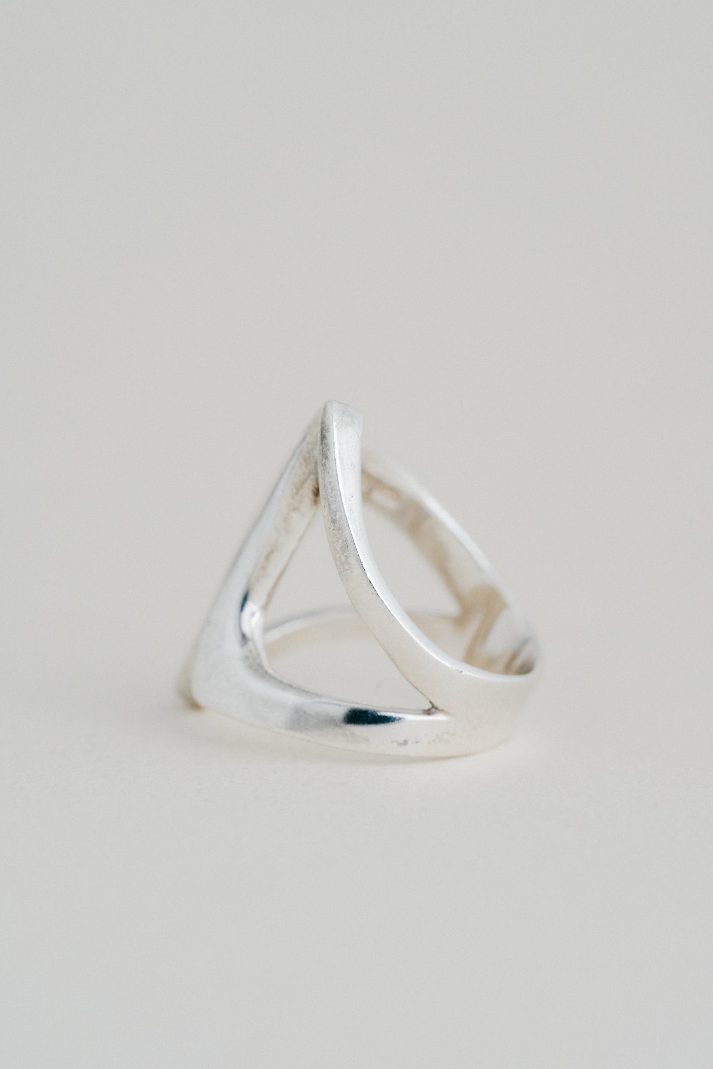 Double Loop Ring