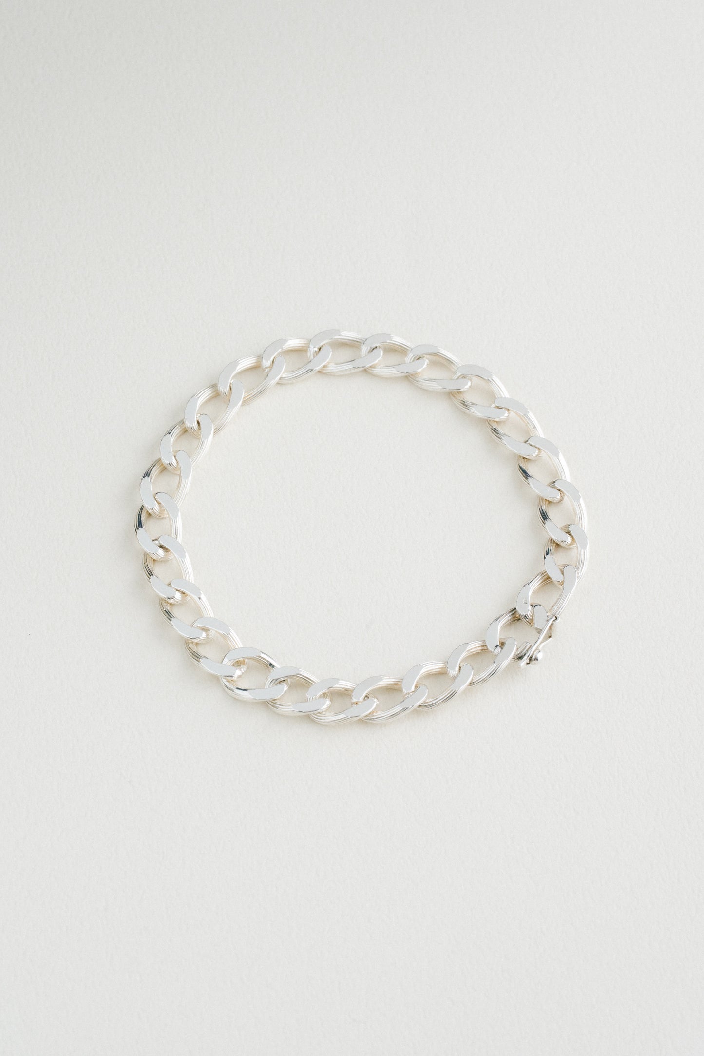 Textured Curb Chain Bracelet (Italy)