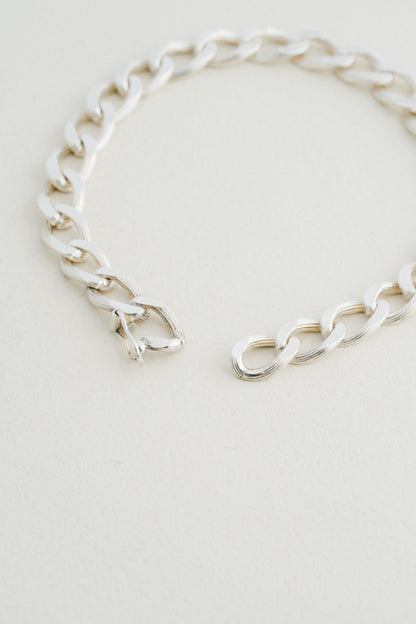 Textured Curb Chain Bracelet (Italy)