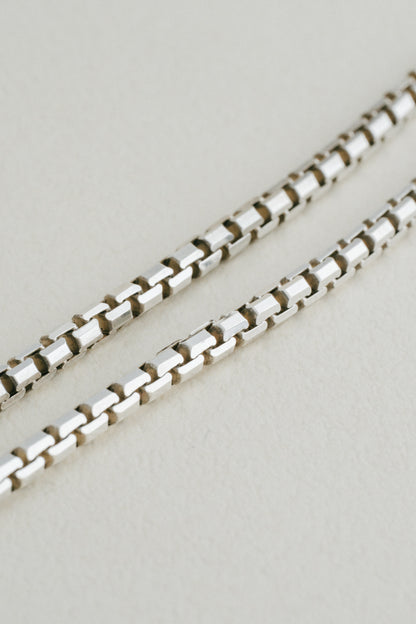 Box Chain Necklace (Italy)