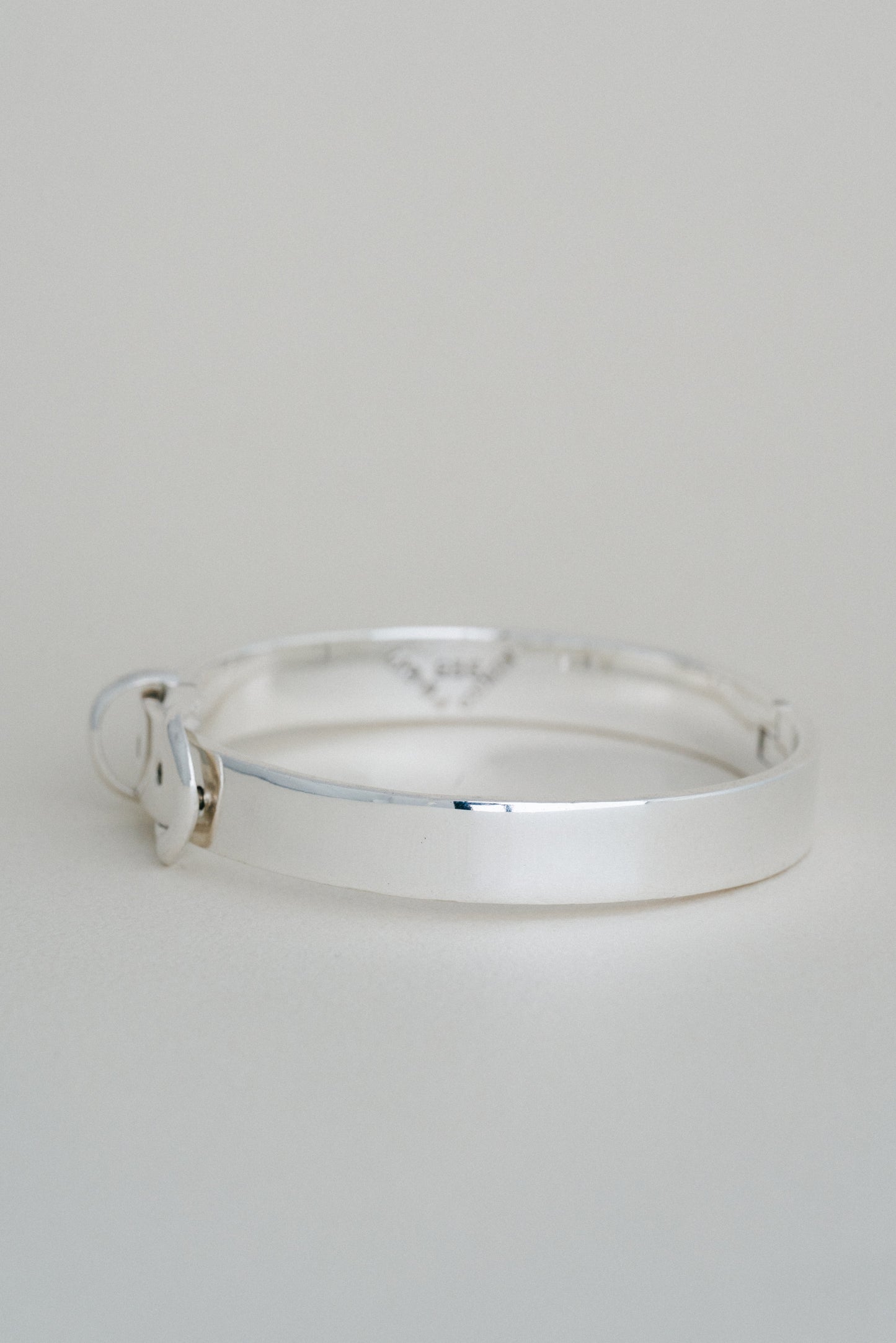 Buckle Bangle (Mexico)