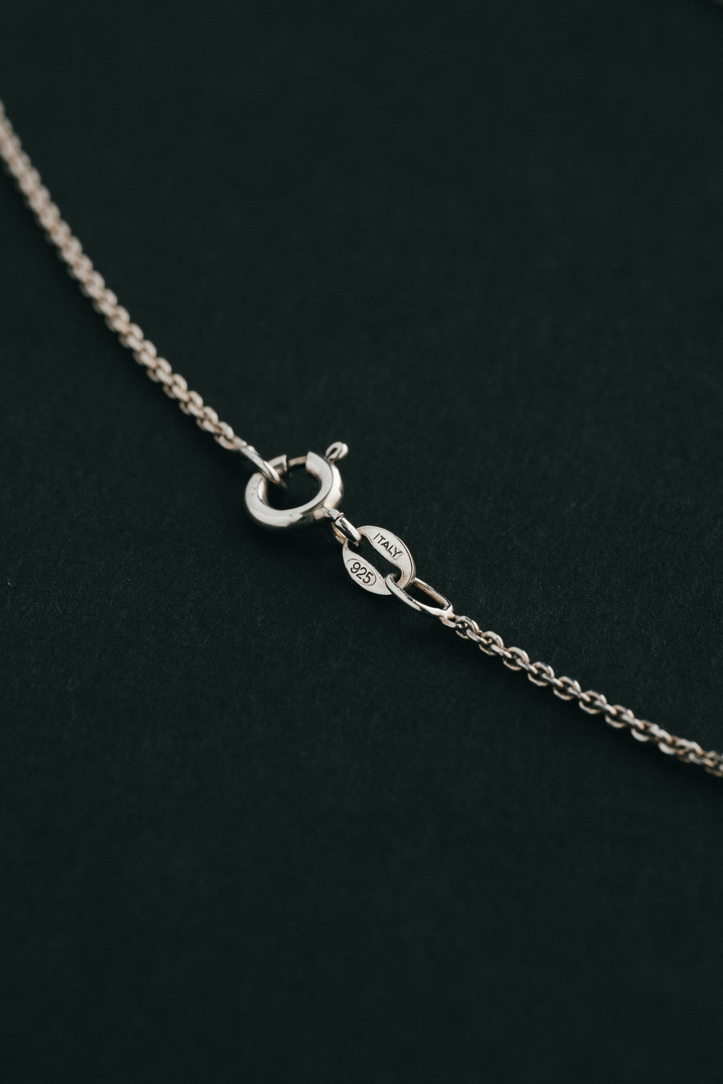 Fine Cable Chain Necklace (Italy)
