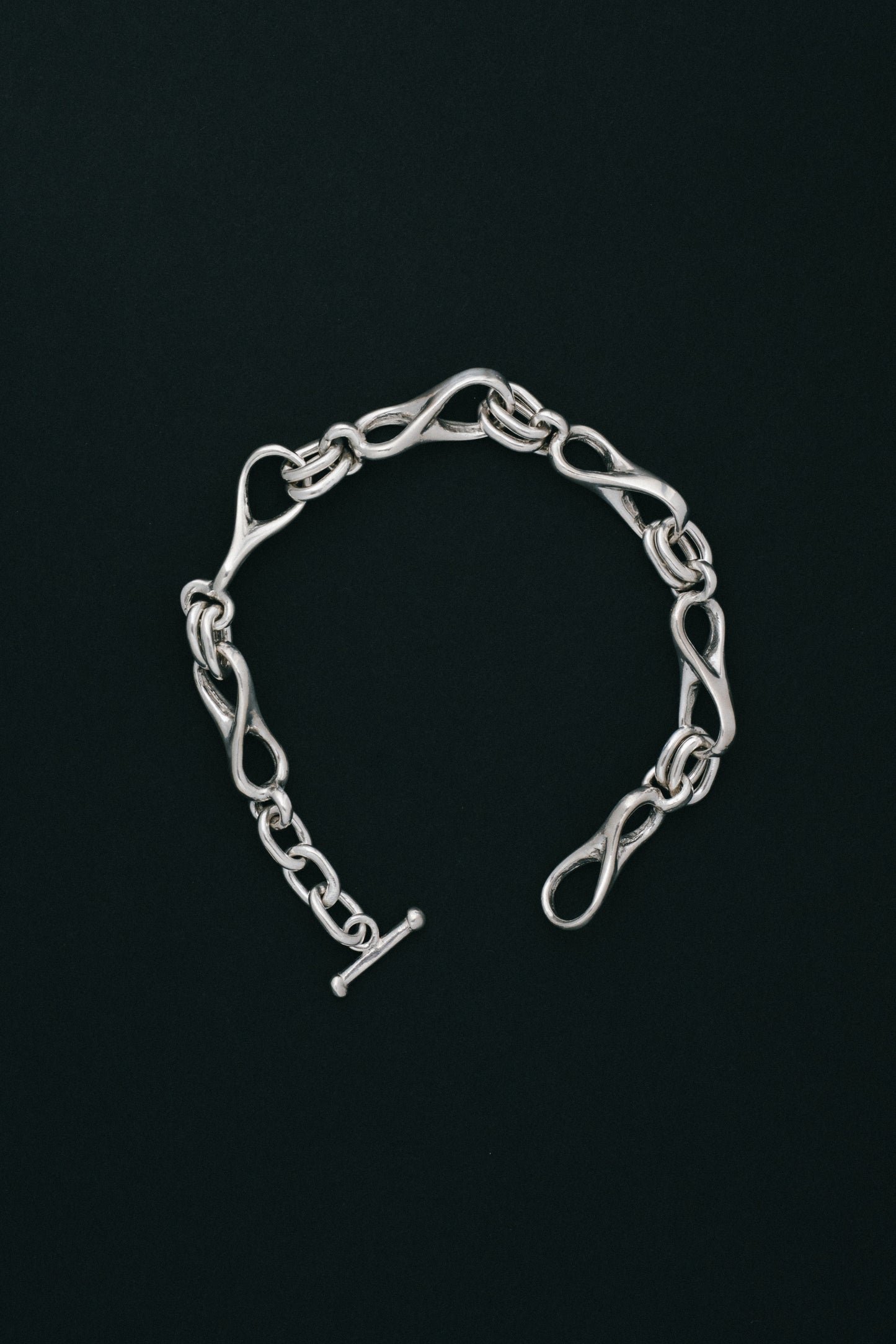 Figure-Eight Link Bracelet (Mexico)