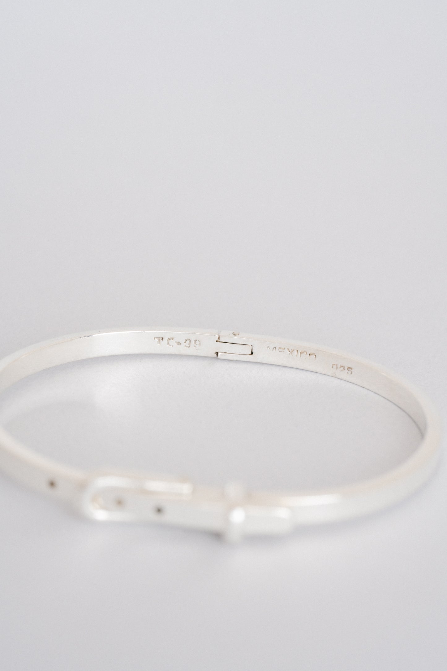 Buckle Bangle (Mexico)