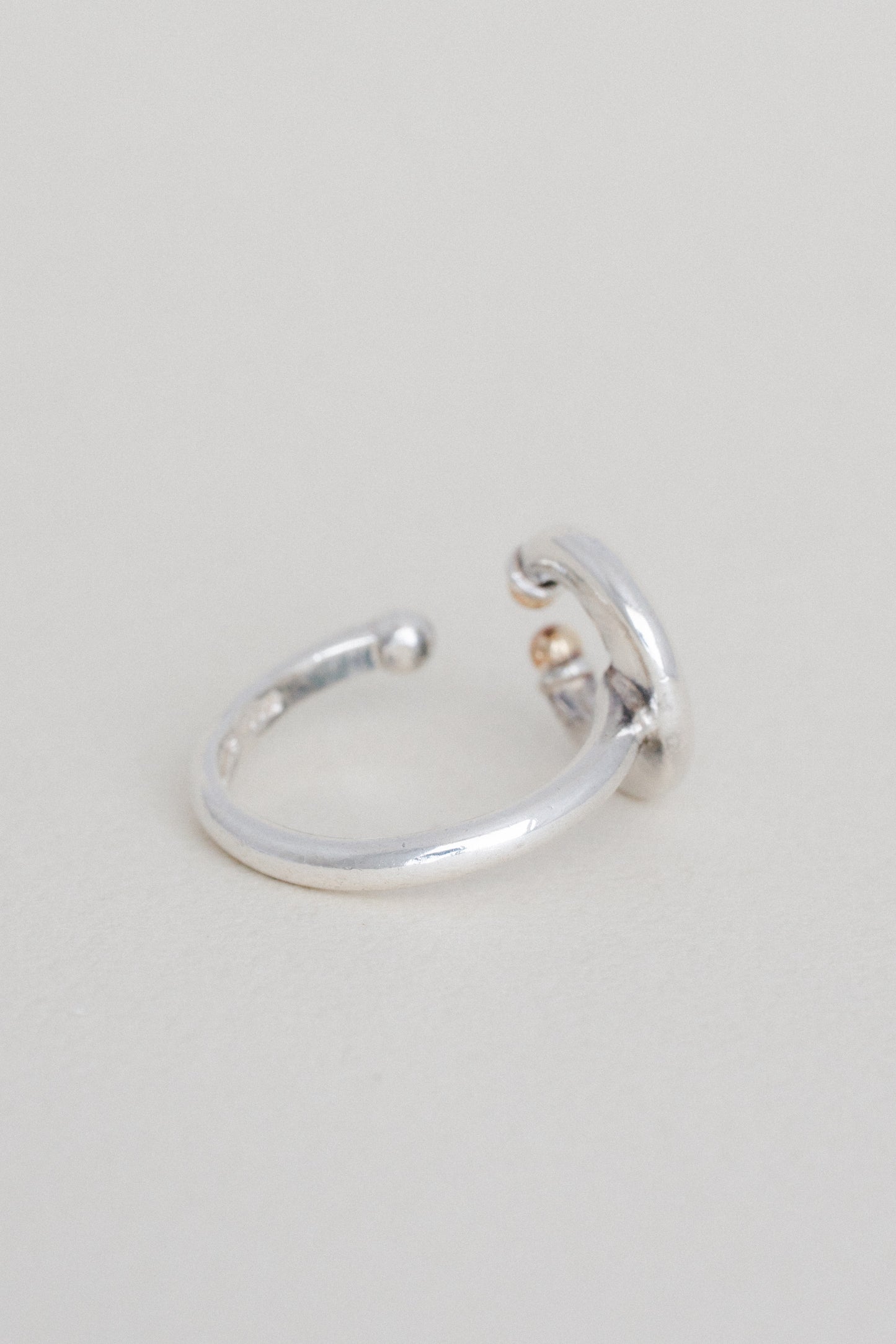 Mappin & Webb｜Two Tone Open Ring (London, 1990)