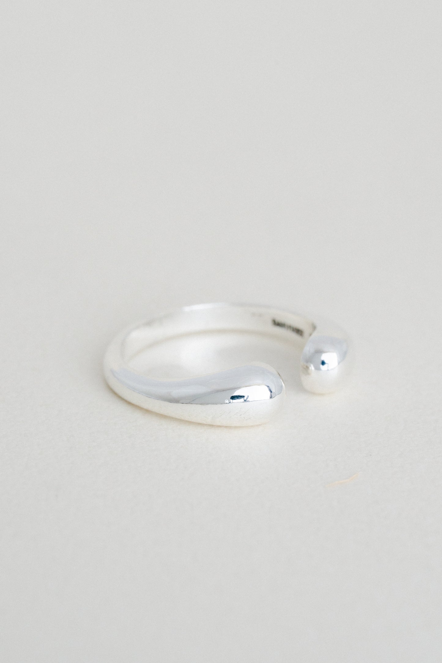Georg Jensen｜Agnete Dinesen Open Ring 410 (Denmark)
