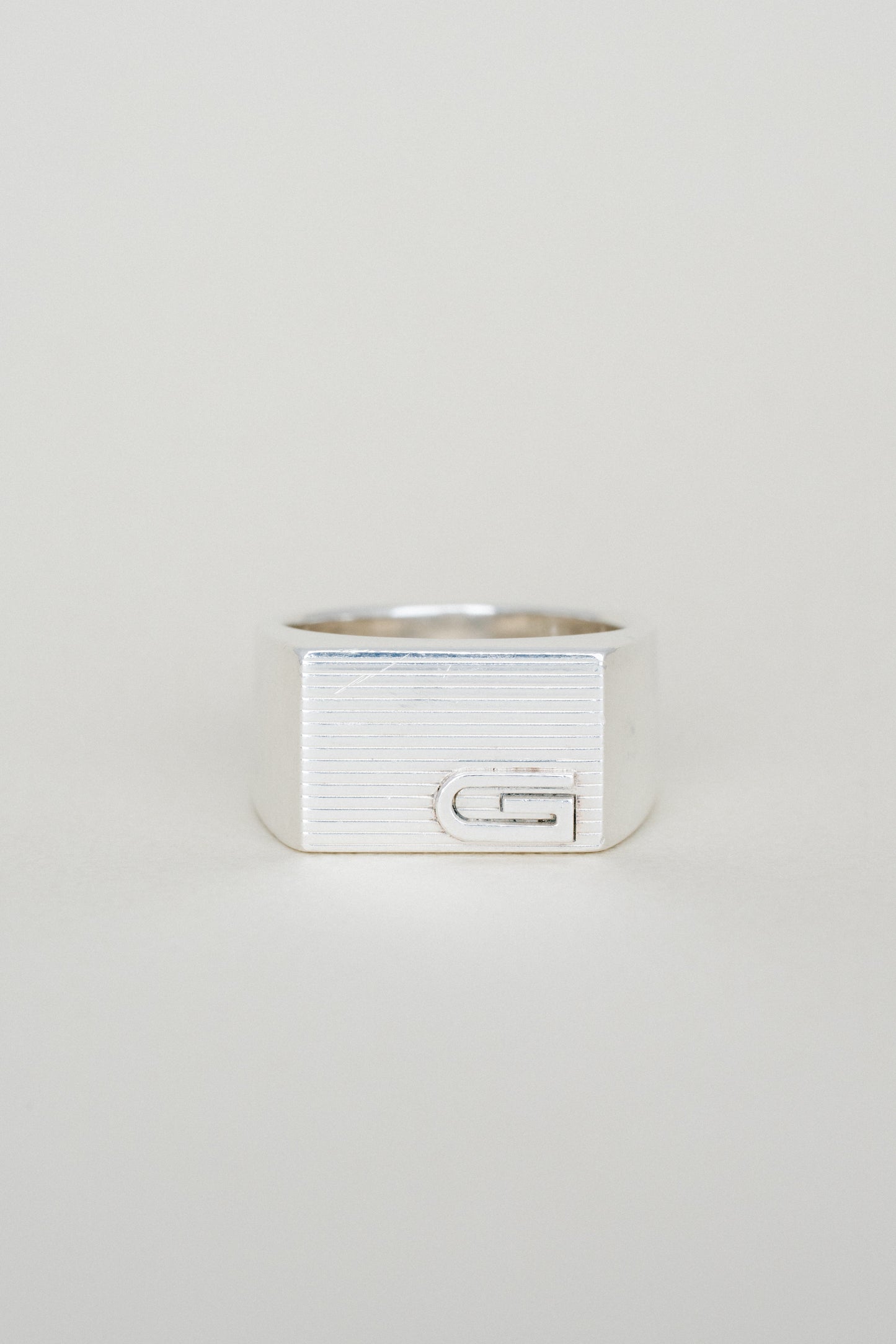 Gucci｜Signet Ring (Italy)