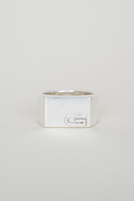 Gucci｜Signet Ring (Italy)