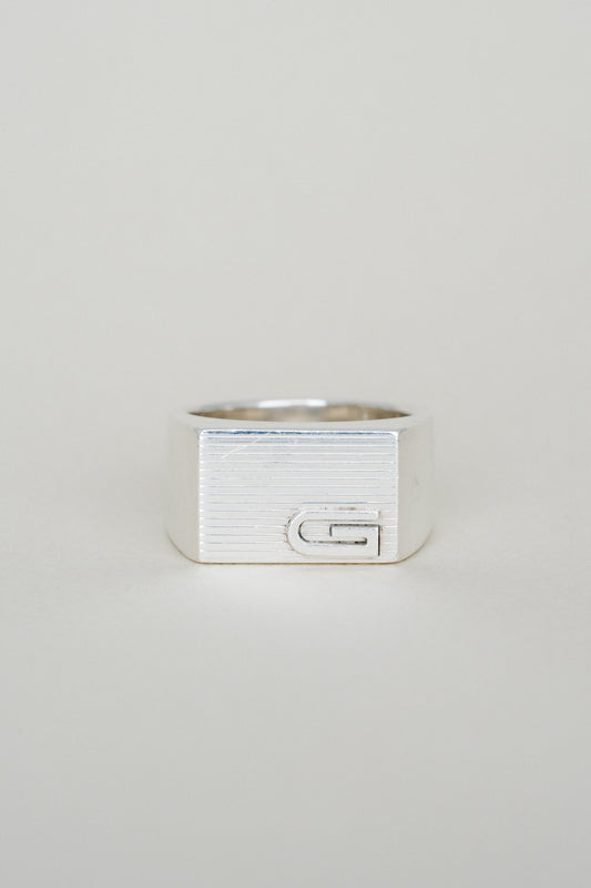 Gucci｜Signet Ring (Italy)