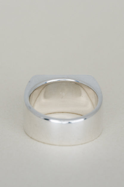 Gucci｜Signet Ring (Italy)