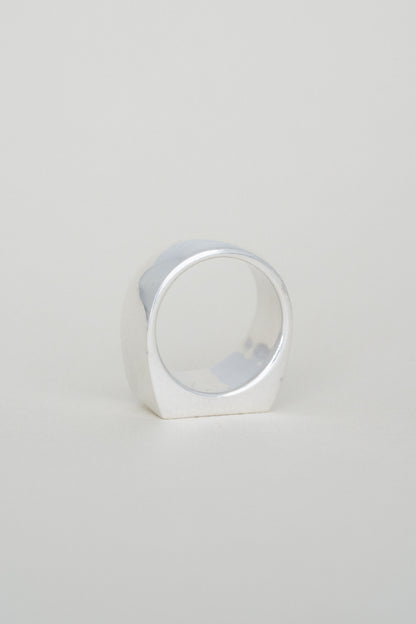 Gucci｜Signet Ring (Italy)