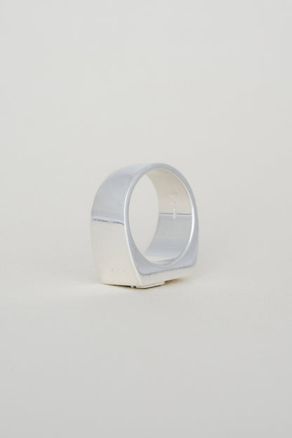 Gucci｜Signet Ring (Italy)