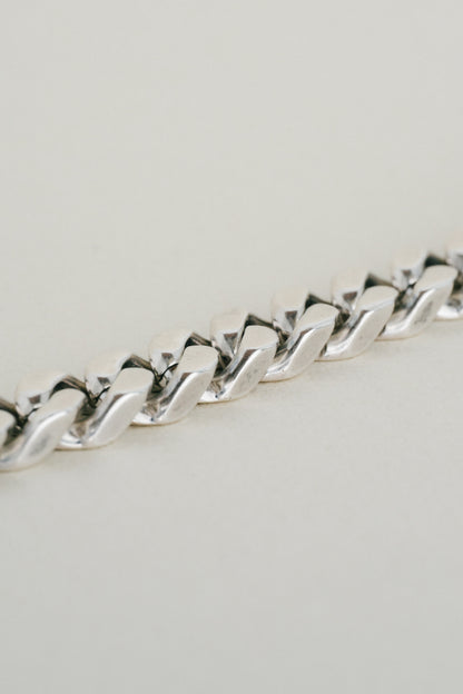 UNOAERRE｜Belt Buckle ID Bracelet (Italy)