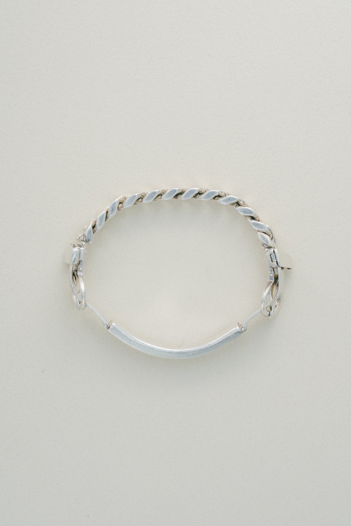 UNOAERRE｜Belt Buckle ID Bracelet (Italy)
