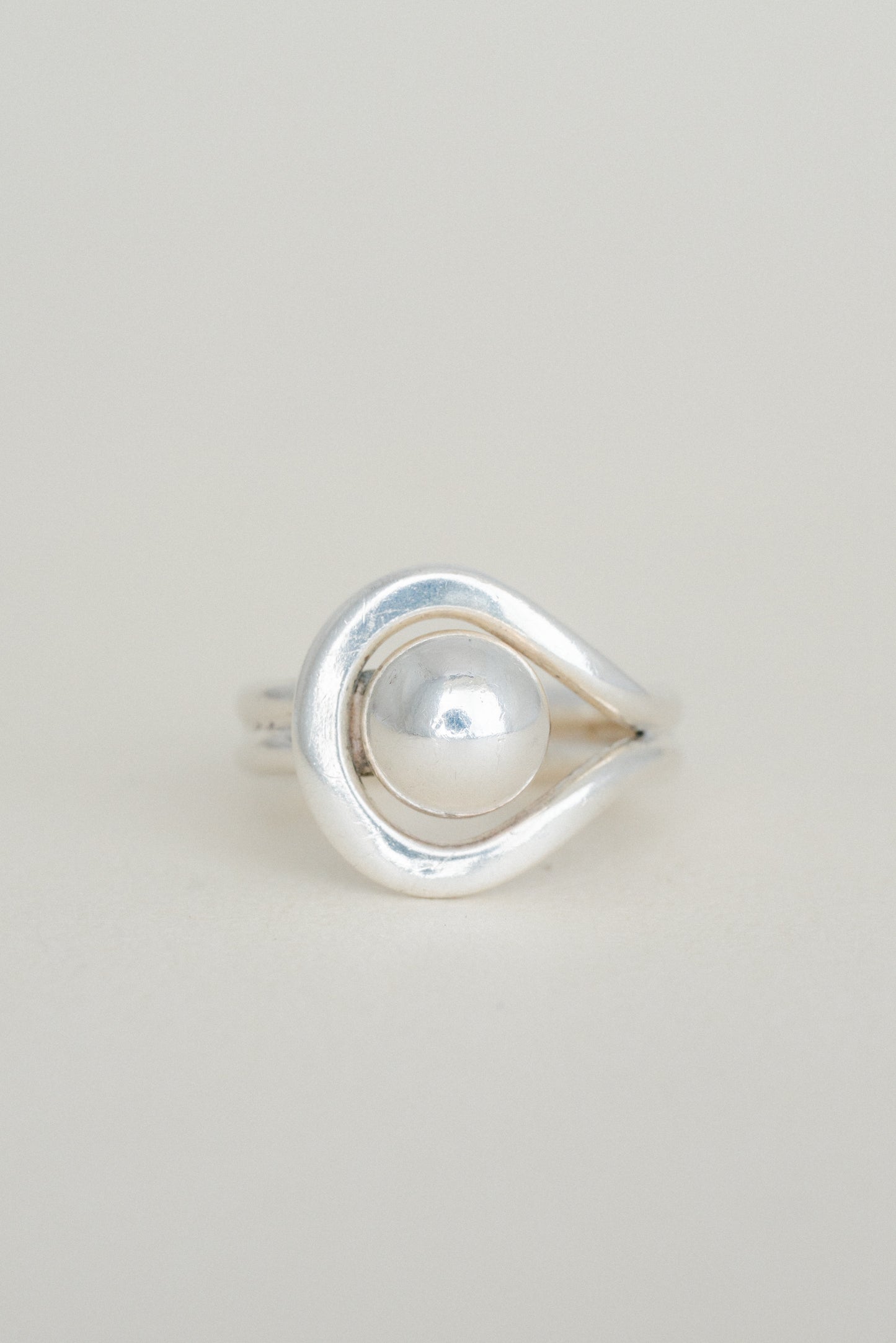 Orbit Sphere Ring (Mexico)