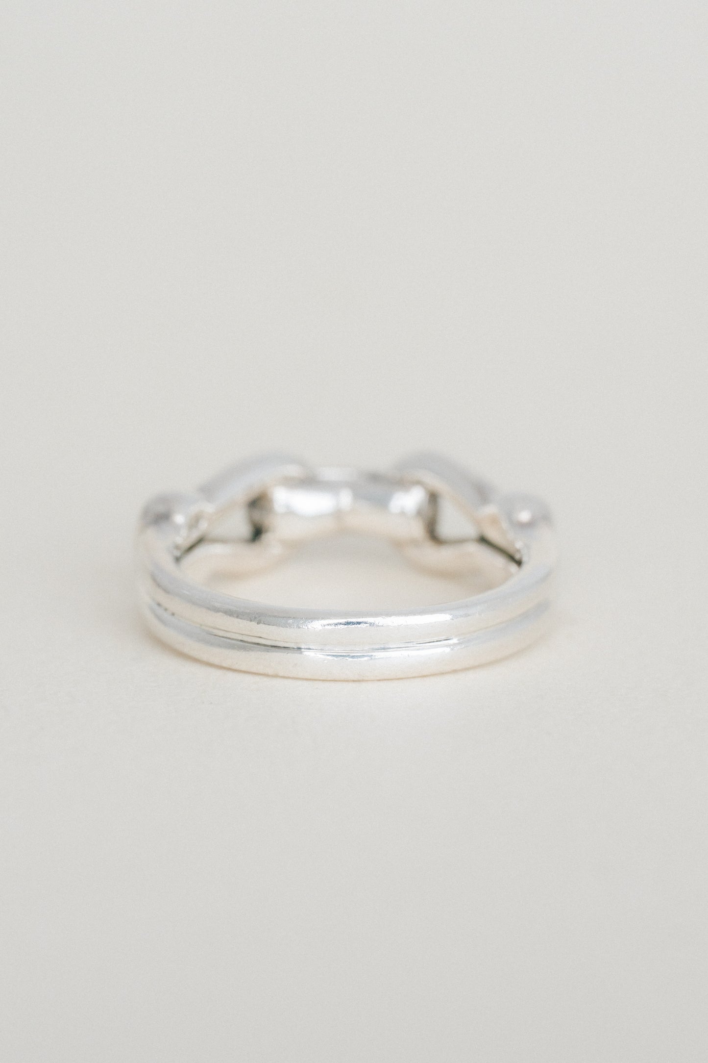 Horsebit Motif Double Band Ring