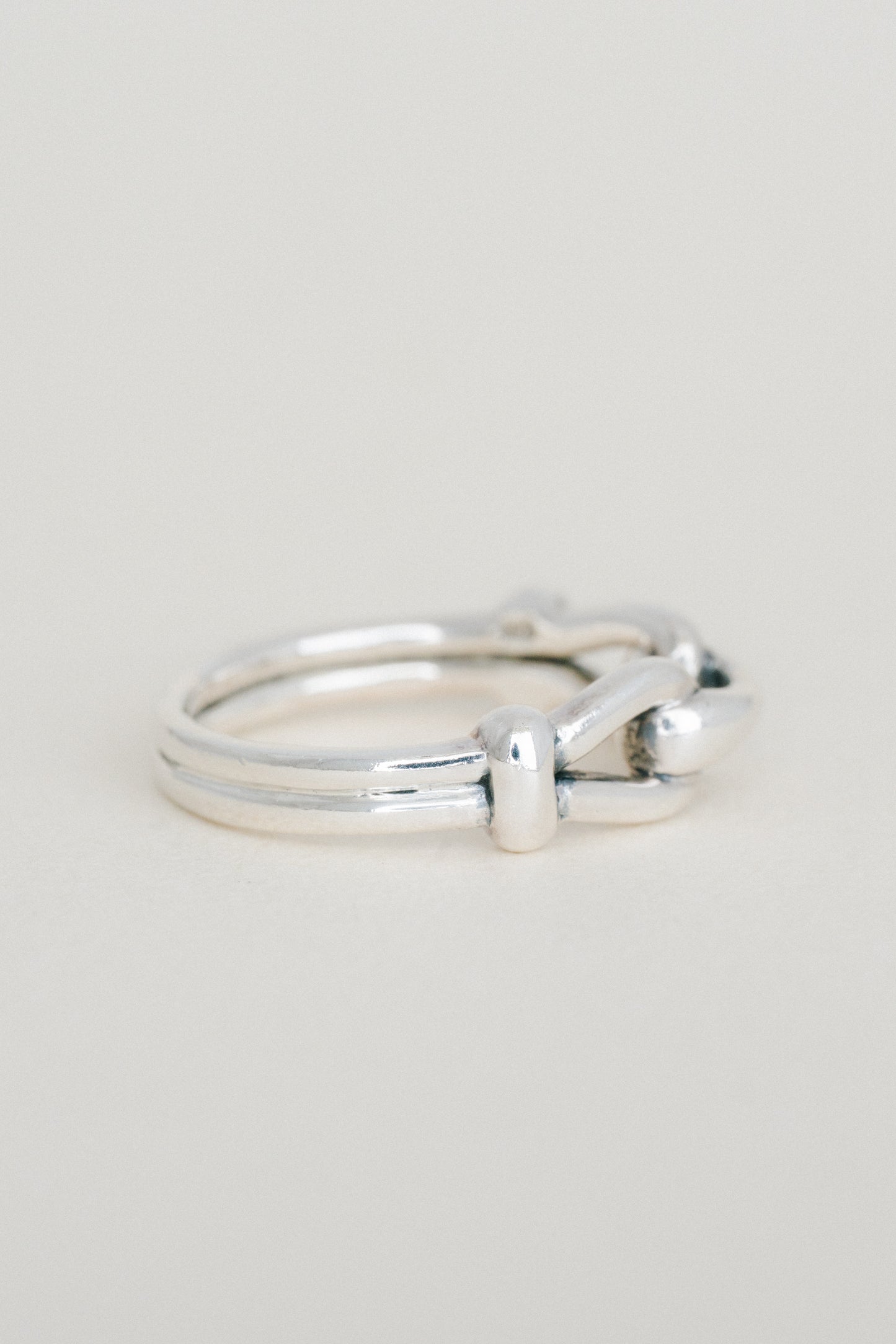 Horsebit Motif Double Band Ring