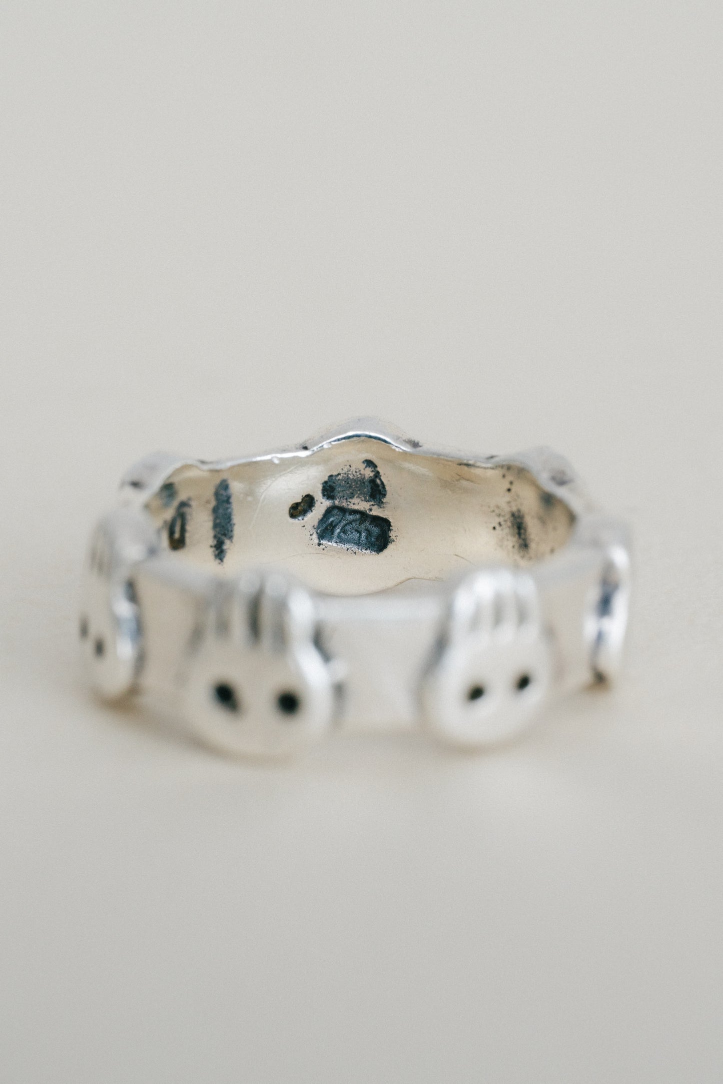 Skull Motif Band Ring