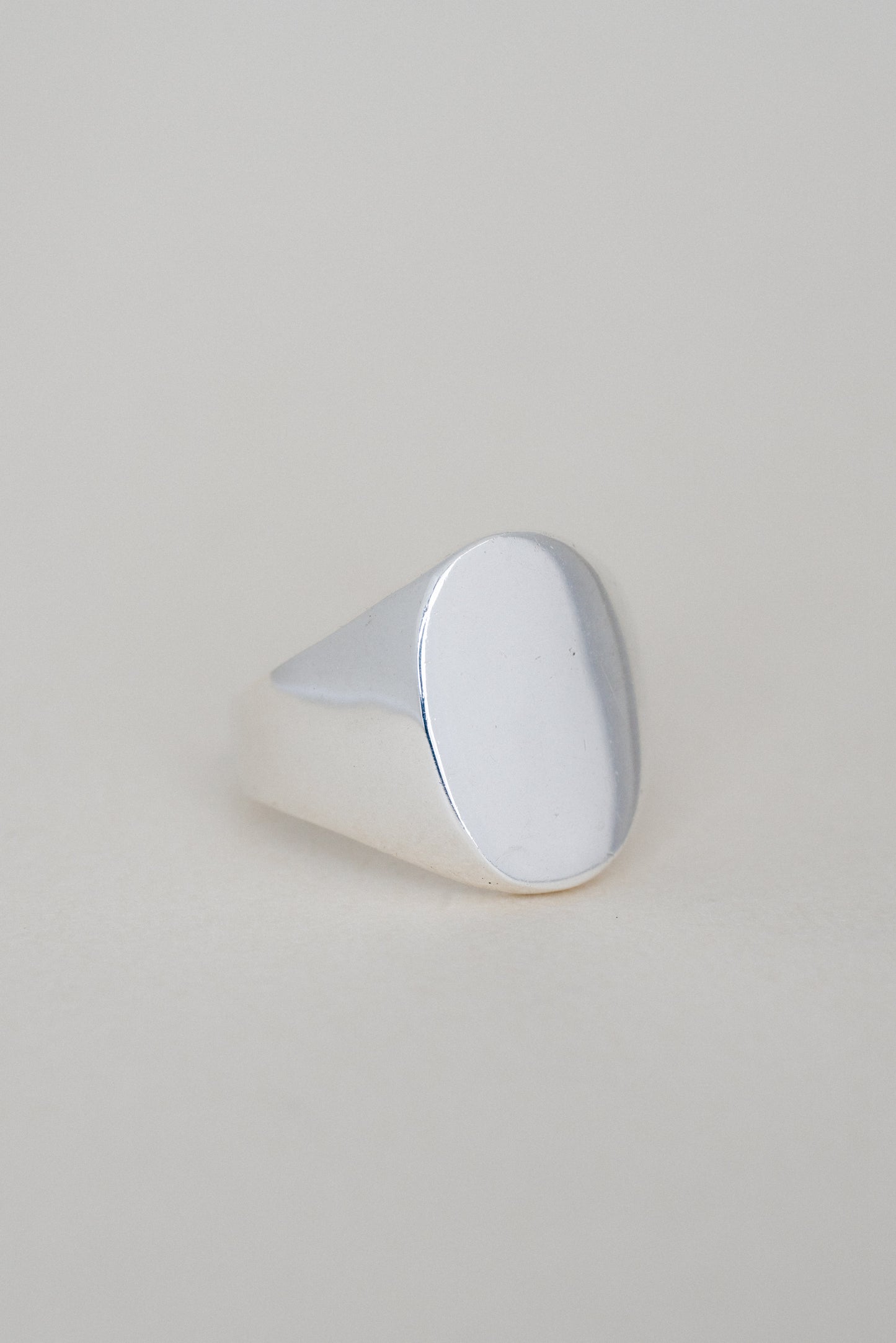 Oval Signet Ring (Mexico)