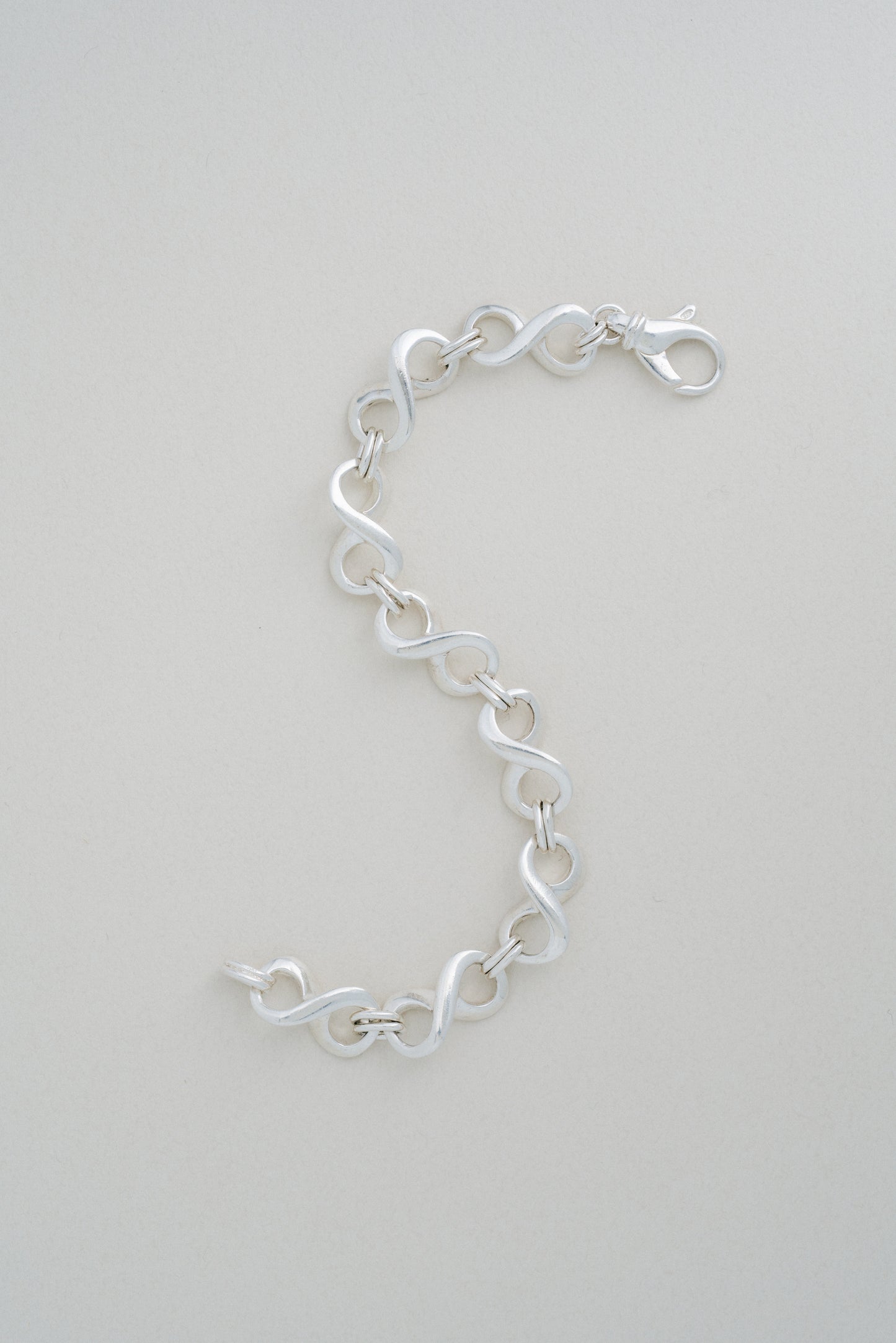 Infinity Link Bracelet (Italy)