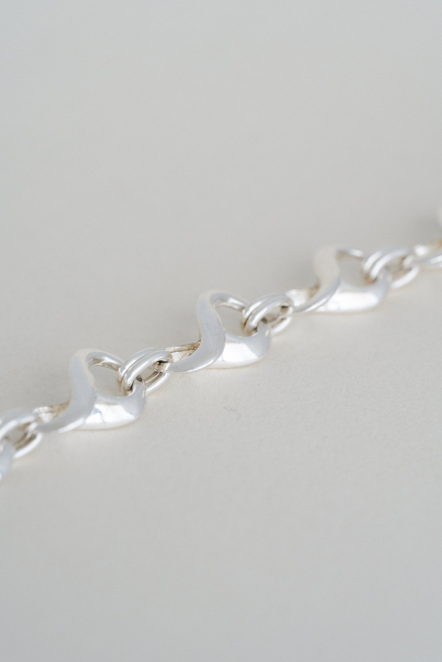Infinity Link Bracelet (Italy)