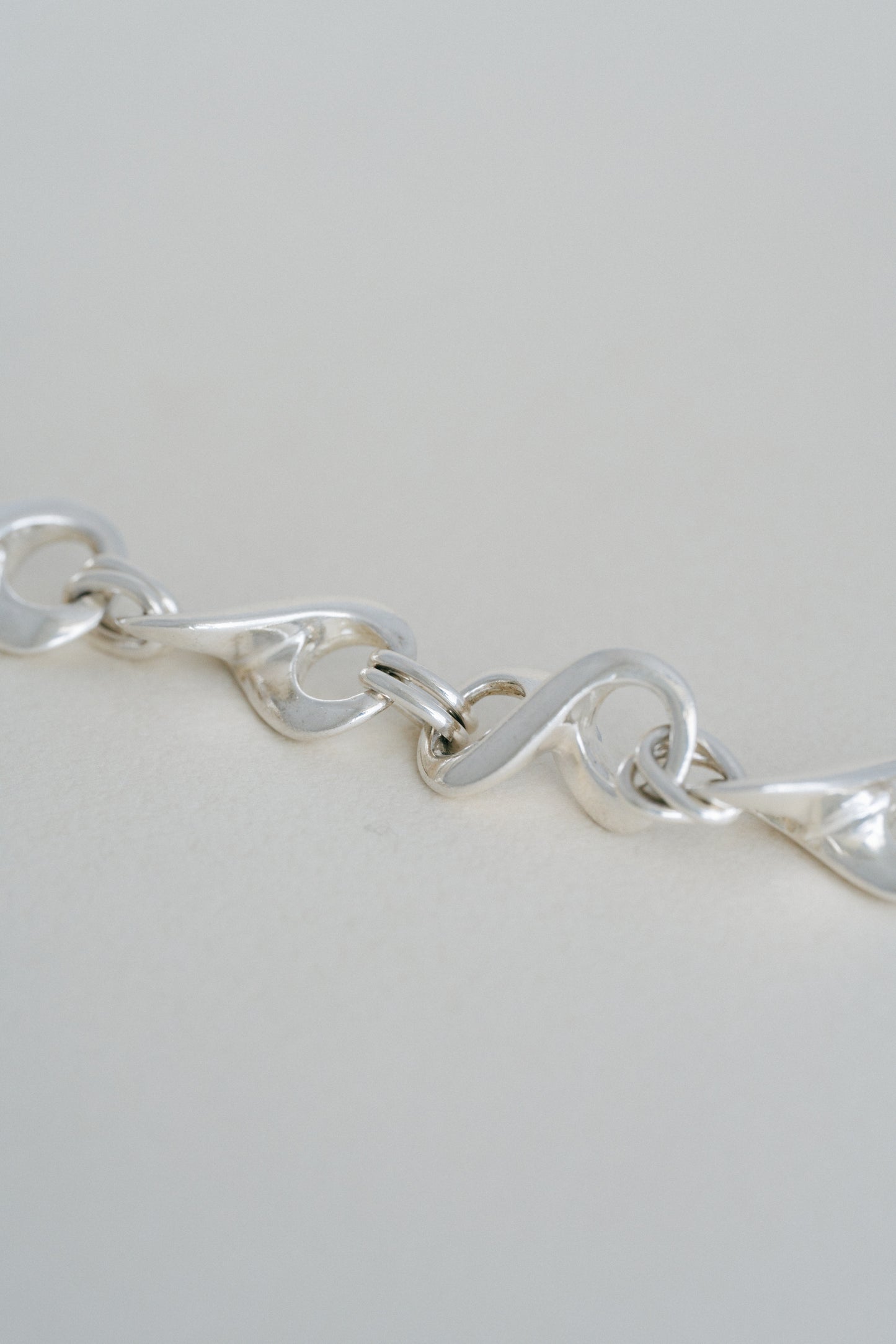 Infinity Link Bracelet (Italy)