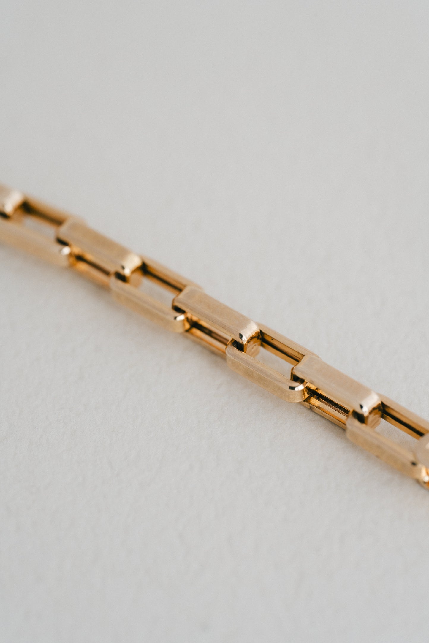 UNOAERRE｜Architectural Link Bracelet (Italy)