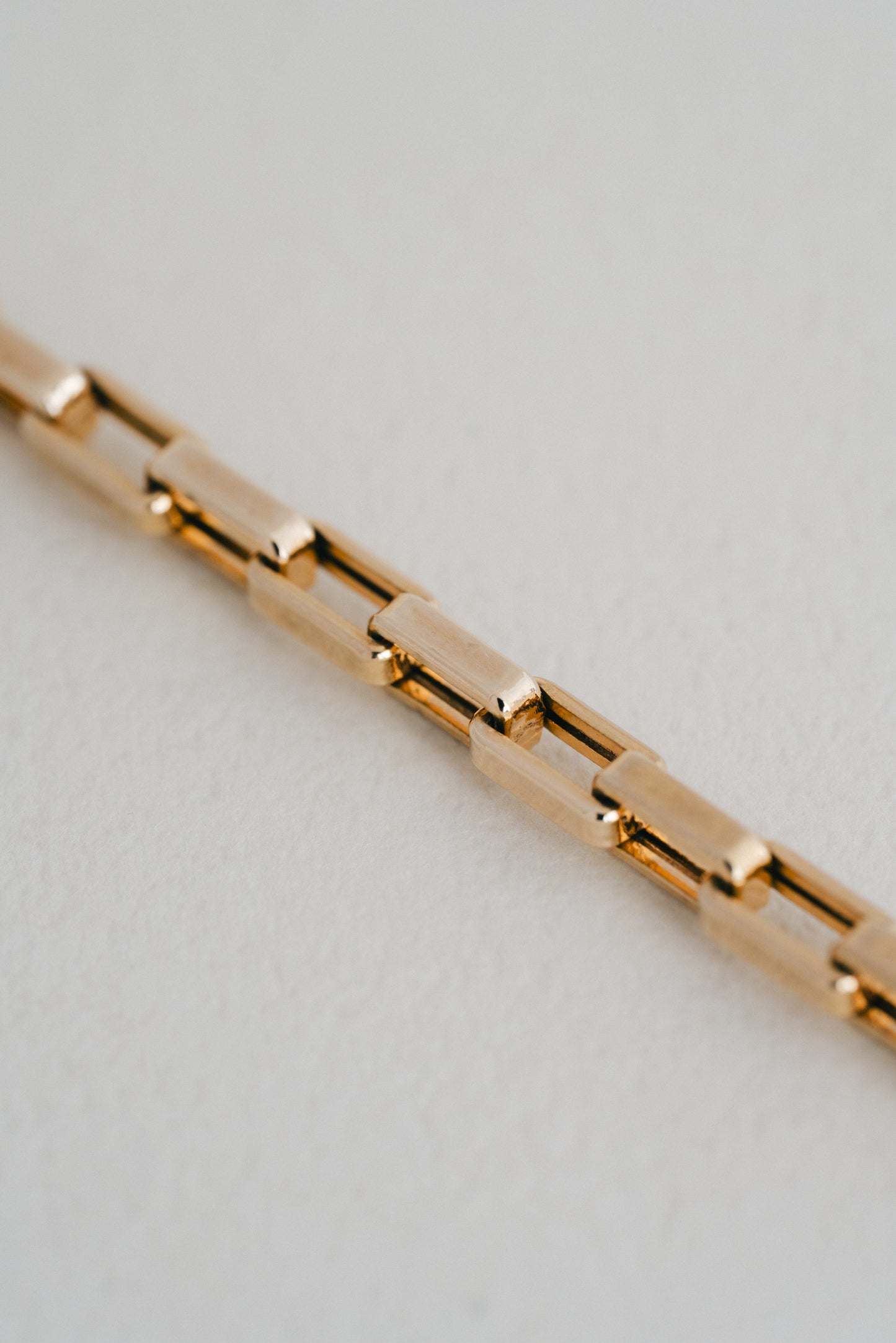 UNOAERRE｜Architectural Link Bracelet (Italy)