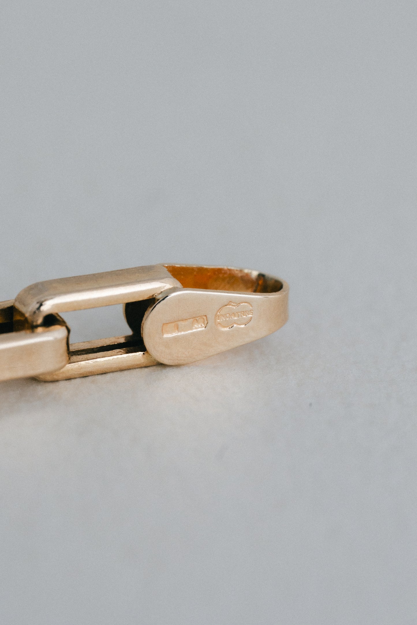 UNOAERRE｜Architectural Link Bracelet (Italy)