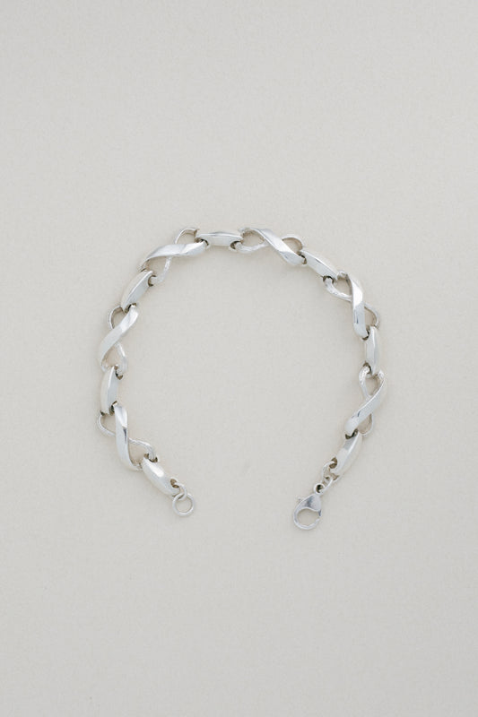 Figure-Eight Link Bracelet (UK)