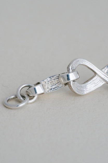 Figure-Eight Link Bracelet (UK)