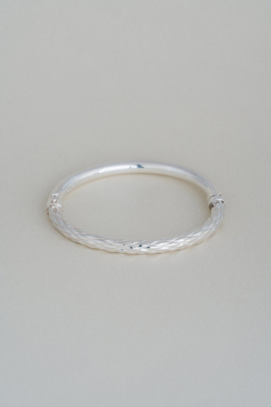 UNOAERRE｜Braided & Polished Bangle (Italy)