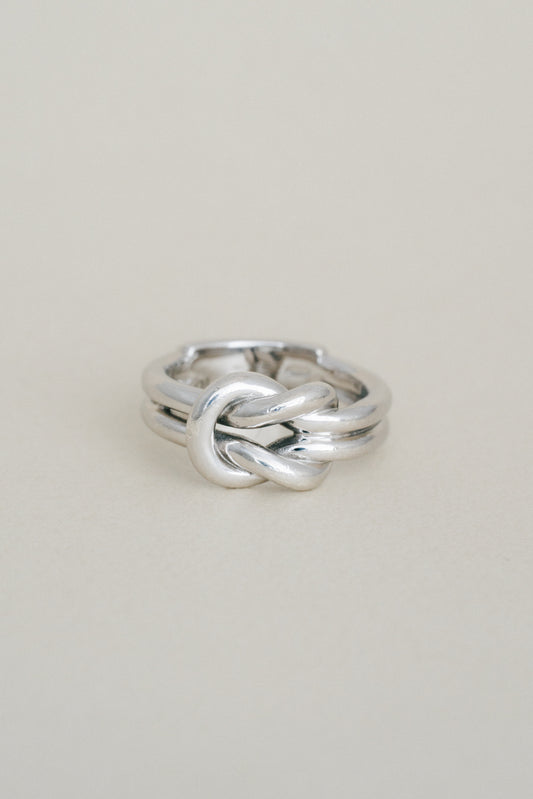 GUCCI｜Knot Ring (Italy)
