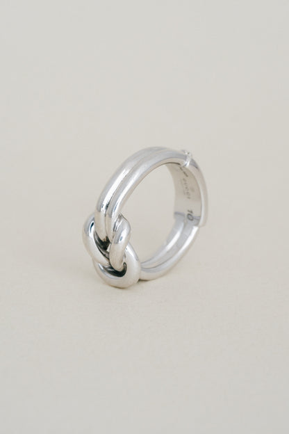 GUCCI｜Knot Ring (Italy)