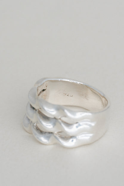 Wave Pattern Ring
