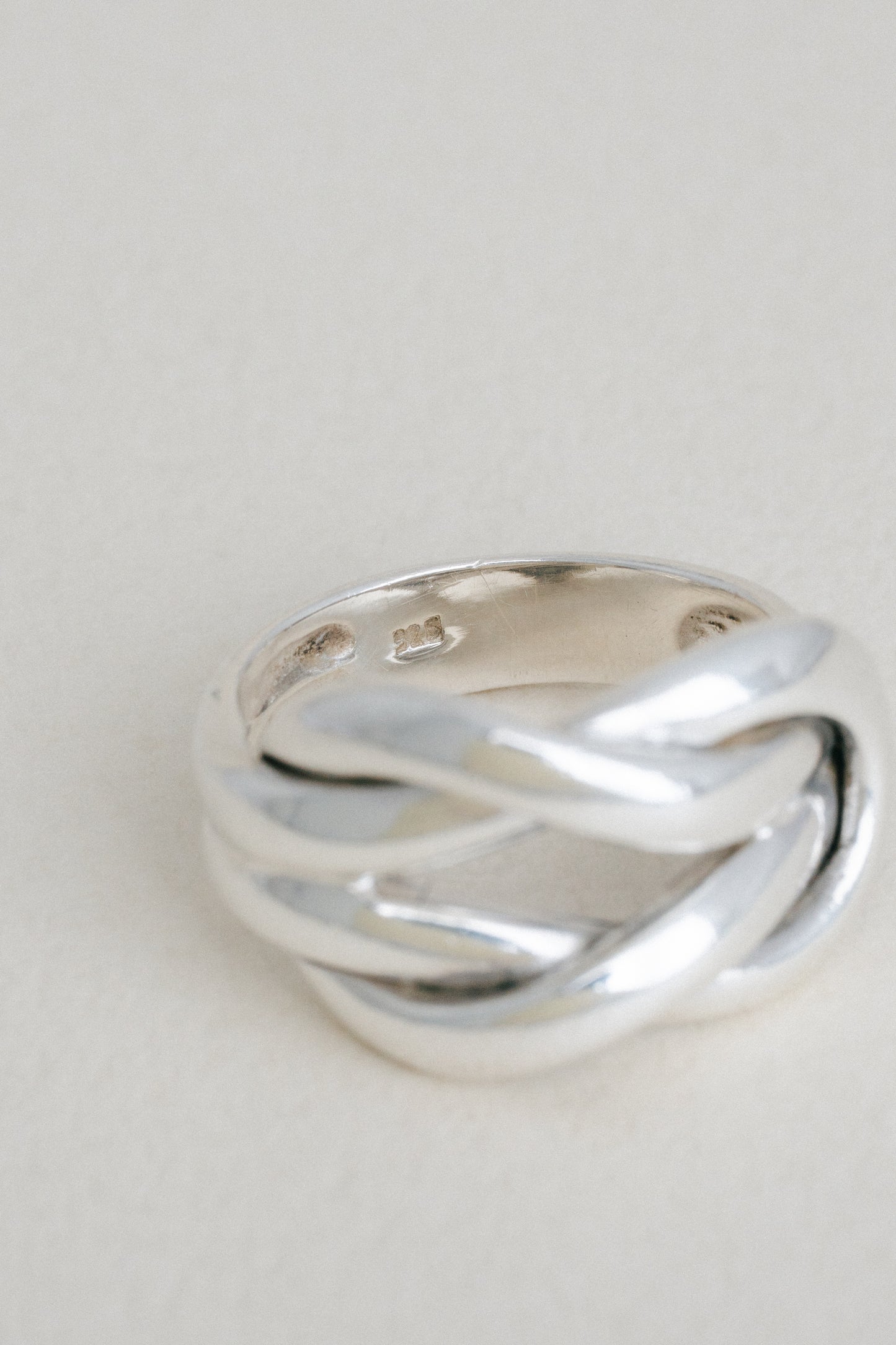 Knot Ring