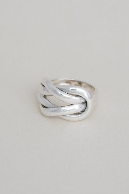 Knot Ring