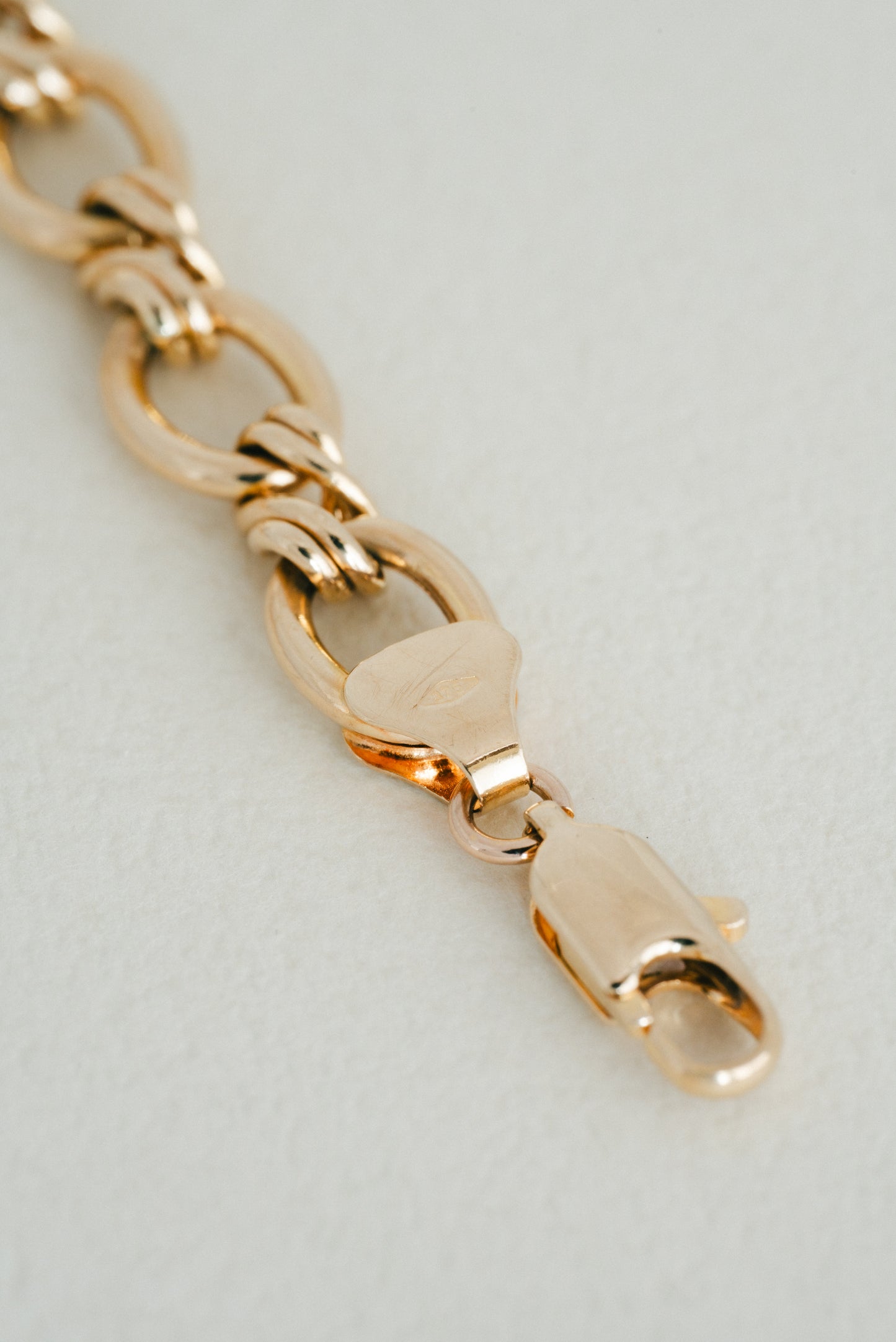 UNOAERRE｜Oval & Twist Link Bracelet (Italy)